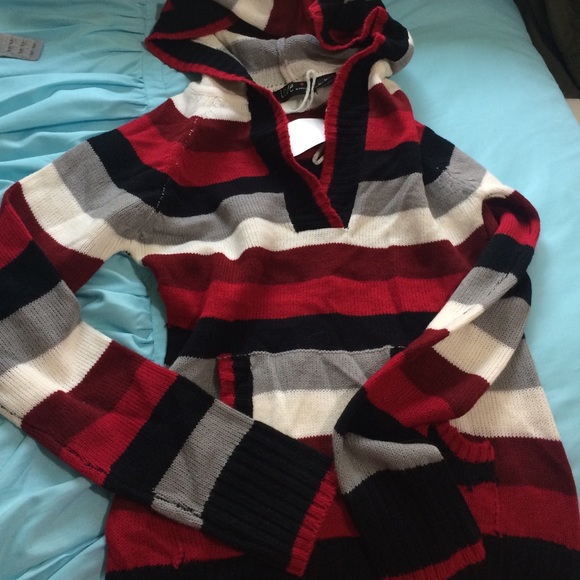 Sweater with hoodie