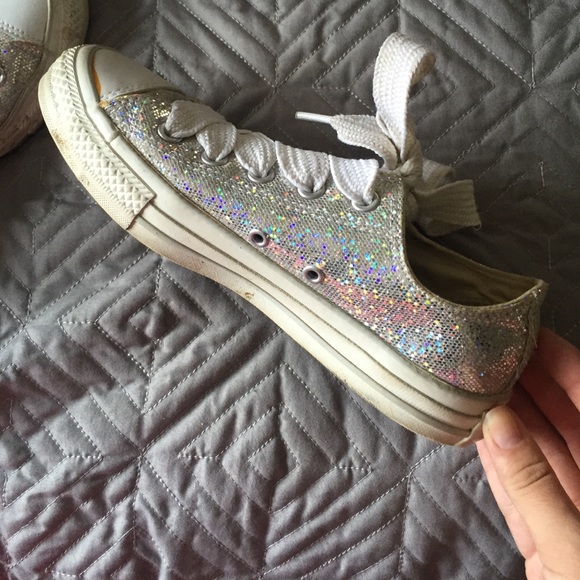 Sparkly silver converse - Picture 2 of 3