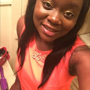 Meet your Posher, Markedra