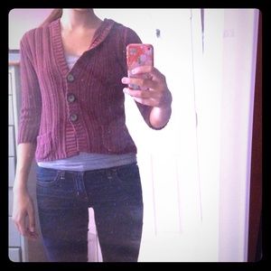 Maroon sweater