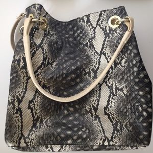 Snake skin purse