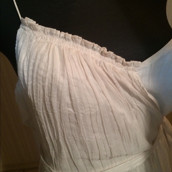 Gorgeous White Metallic Shimmer Goddess Gown - Picture 4 of 4