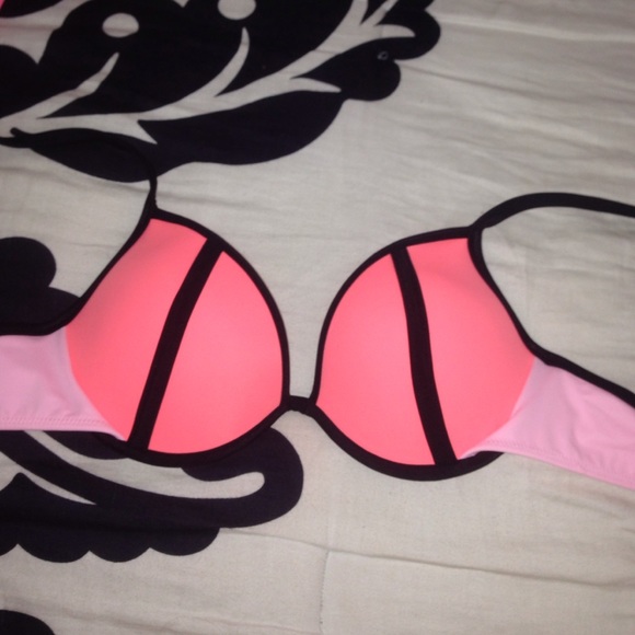 VS neoprene bikini top
