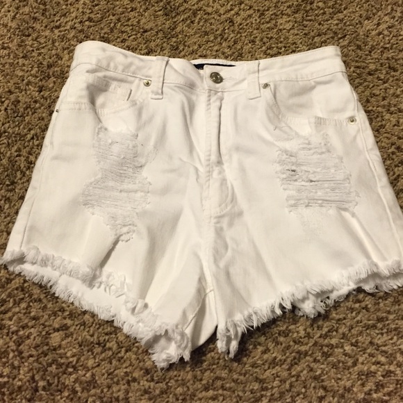 White high rise distressed shorts Medium