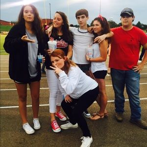 Meet your Posher, Maegan