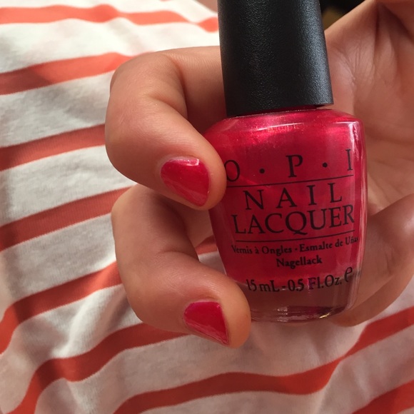 💅🏽OPI "Peru-B-Ruby" nail polish