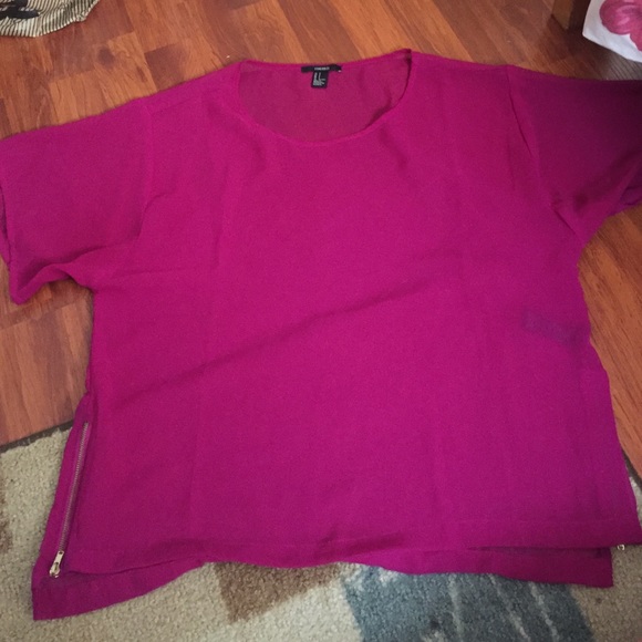 Purple /pink / maroon top