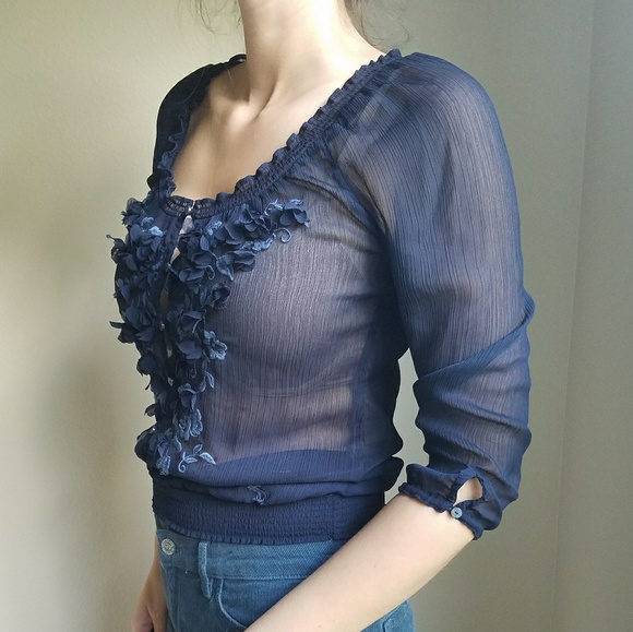 NWOT Sheer Blouse Floral Stitching & Petal Detail - Picture 3 of 4