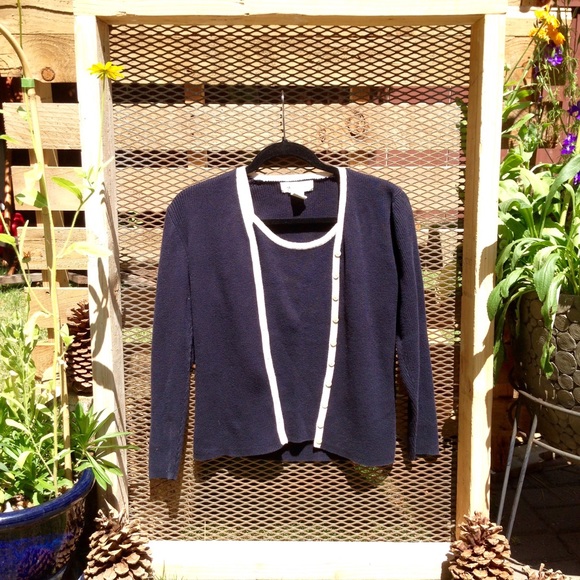 Cardigan twin set. Navy blue and tan. 100% cotton.