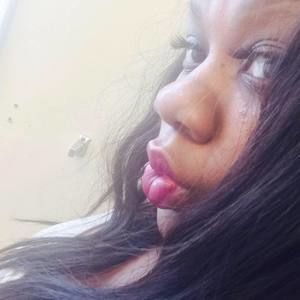 Meet your Posher, Nowelle