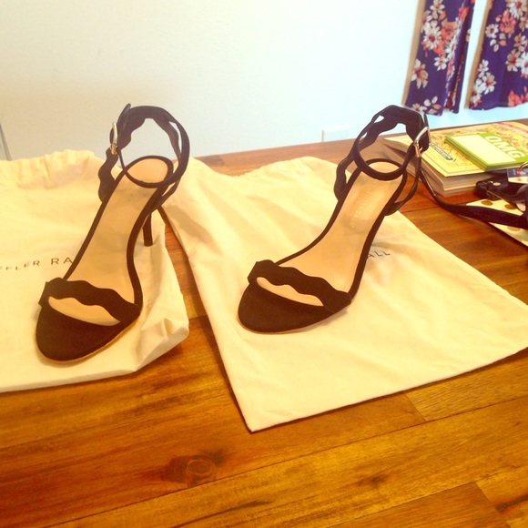 Loeffler Randall kitten heels