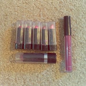 Bundle of lipstick