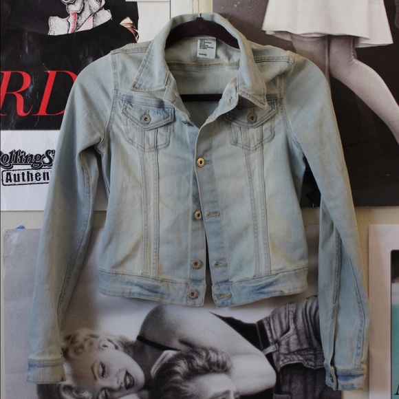 H&M Lightwash Jean Jacket