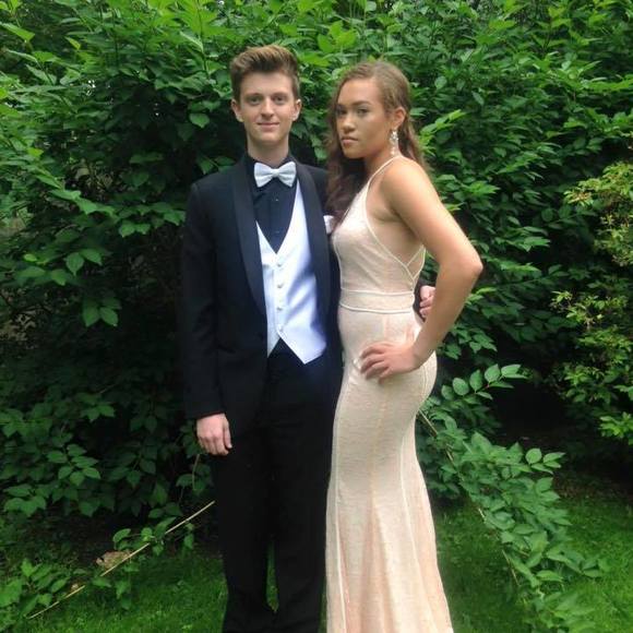 Meet your Posher, Veronica