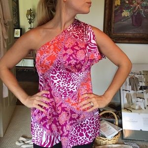 Cache 100% silk one shoulder top