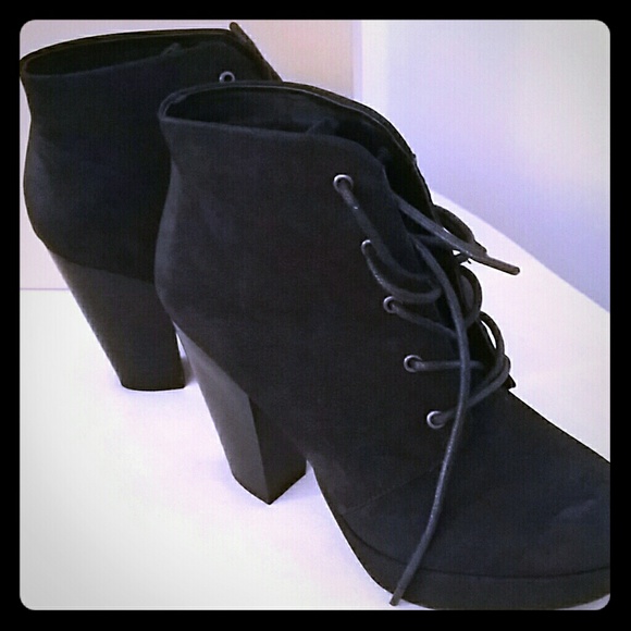 Black heeled booties.