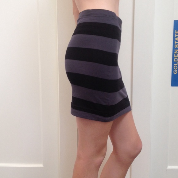BRAND NEW Forever 21 Striped Pencil Skirt