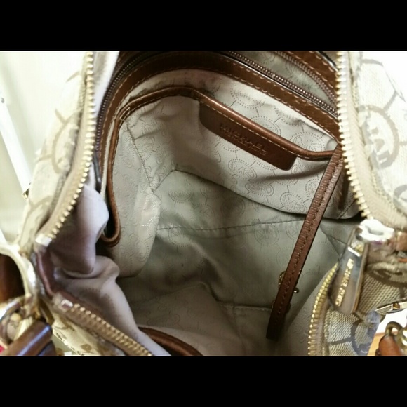 SOLD on another site! MICHAEL KORS Jacquard Bag - Picture 3 of 4