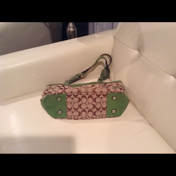 Coach handbag - Picture 2 of 3