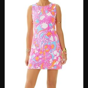 Brand new lilly dress!!!! So bright 😍