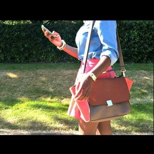 JustFab Fifth Ave Celine Trapeze style crossbody