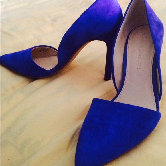 Banana Republic Shoes - ❤️Host Pick❤️ Banana Republic Adelia D'Orsay Pumps Banana Republic Shoes - ❤️Host Pick❤️ Banana Republic Adelia D'Orsay Pumps