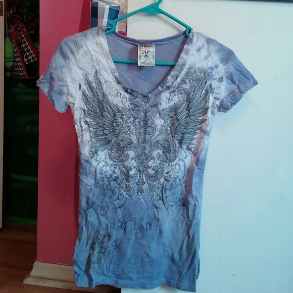 V neck bejeweled shirt