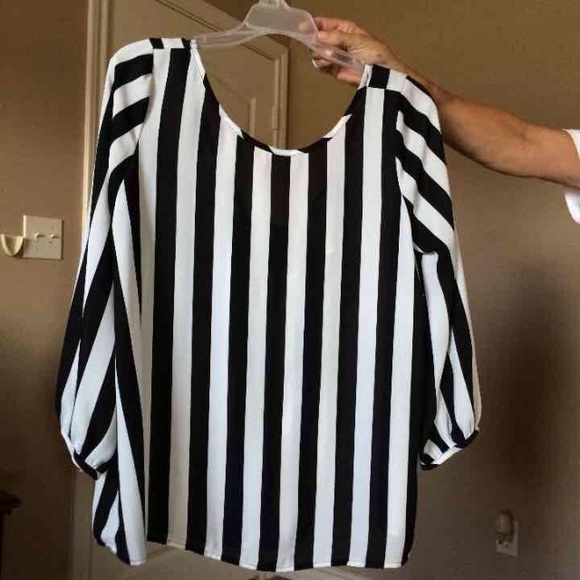 Black and white stripe