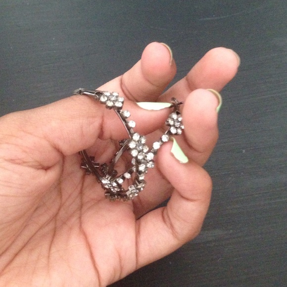 Selling - Picture 4 of 4