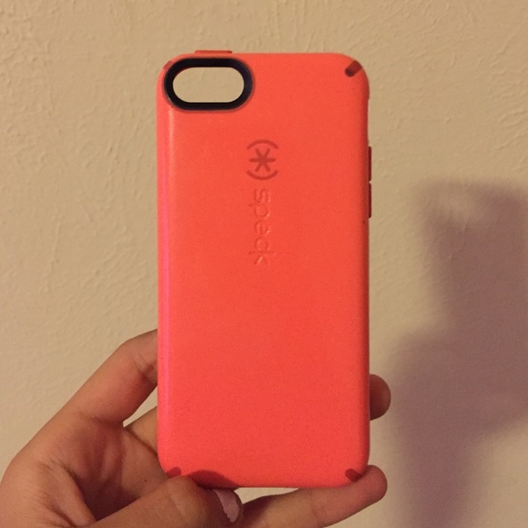 Pink speck case (offers wanted)