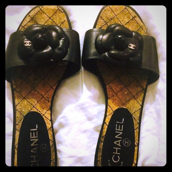 Chanel black leather flower sandal shoes