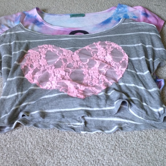 2 off the shoulder tees