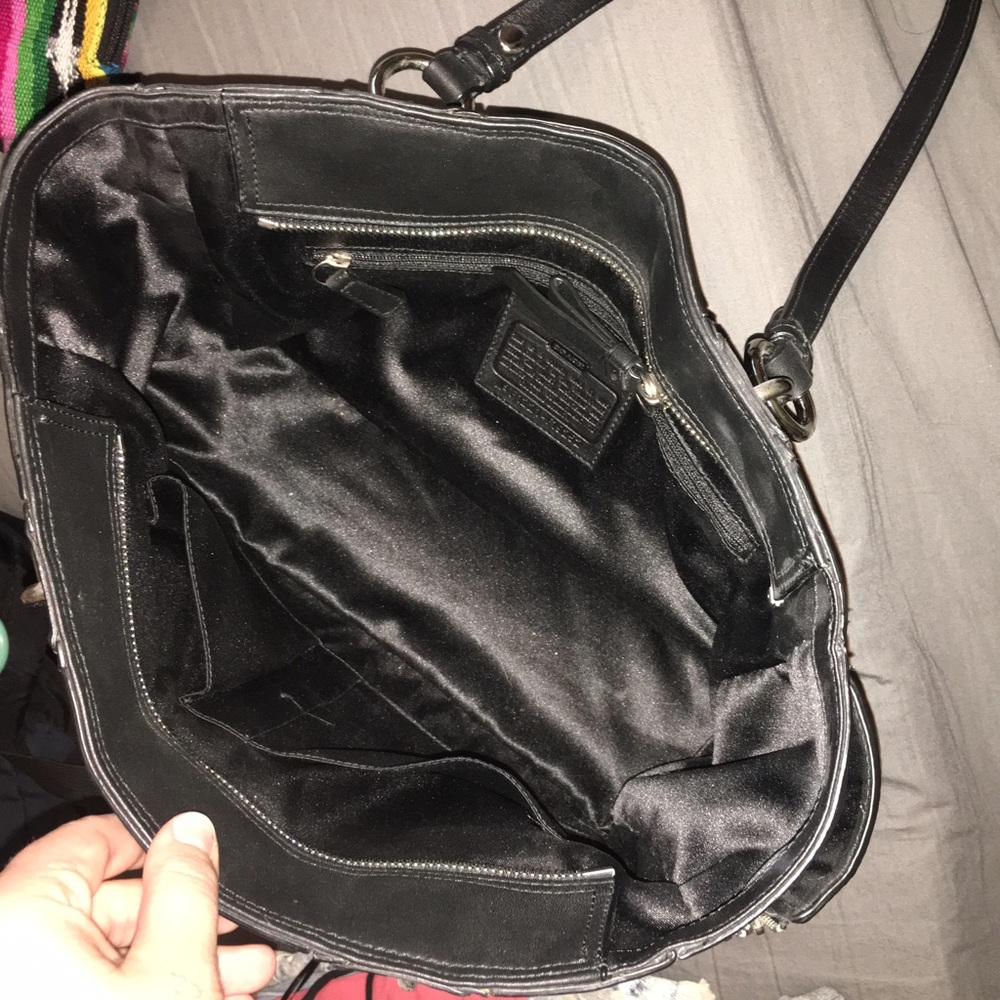 SOLD Coach gallery leather zipper tote - Picture 6 of 6