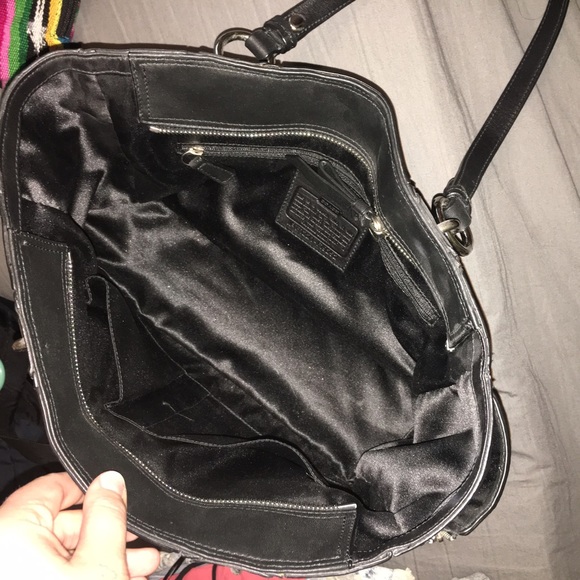 SOLD Coach gallery leather zipper tote - Picture 6 of 6