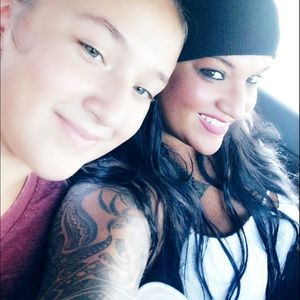 Meet your Posher, Ozlem