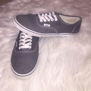 🐋Women's Grey Vans🐋