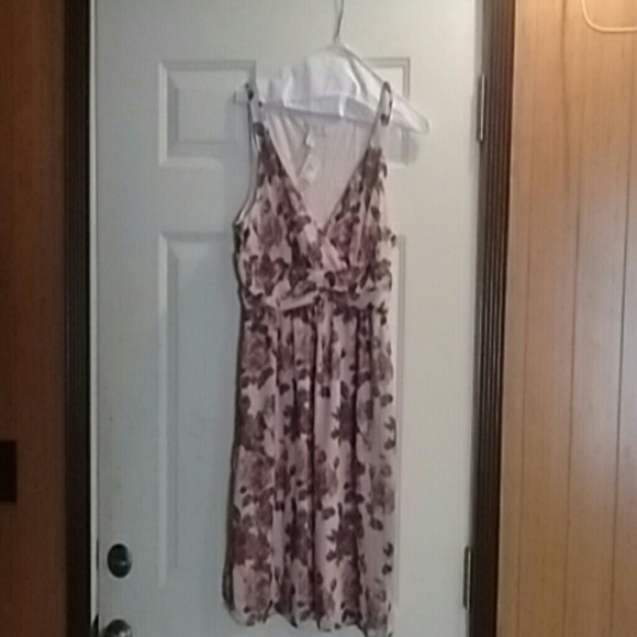 New with tag flowy dress