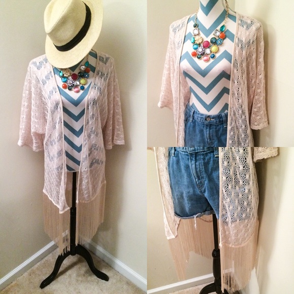 🚫Sold!🚫Cream Crochet Kimono