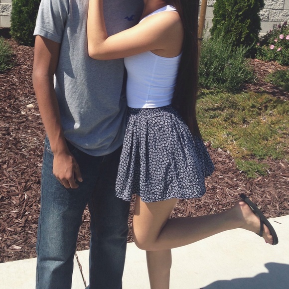 TRADING - Picture 2 of 2