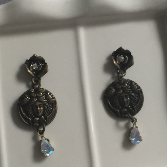 Unique earrings