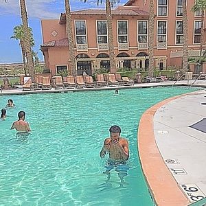 Meet your Posher, Bryce