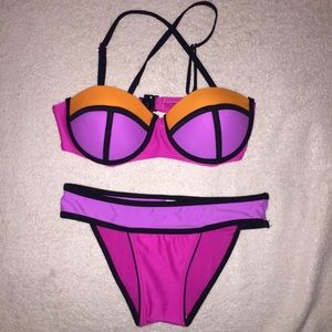 SOLD! Bikini 3-Tone