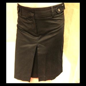 NWOT! Zara basic black pleated skirt