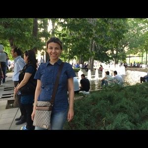 Meet your Posher, Fatemeh