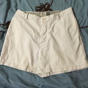 Gap shorts