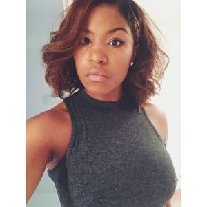 Meet your Posher, Alexis