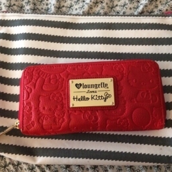 Red Hello Kitty Zipper Wallet