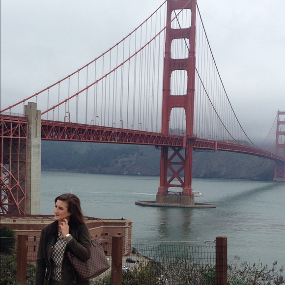 Meet Your Posher-Abigail - Picture 2 of 2