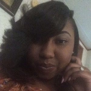 Meet your Posher, Ebony