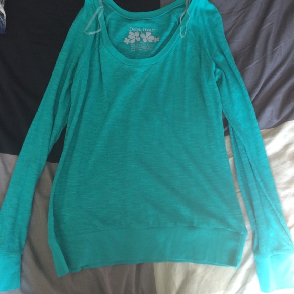 Long sleeved shirt